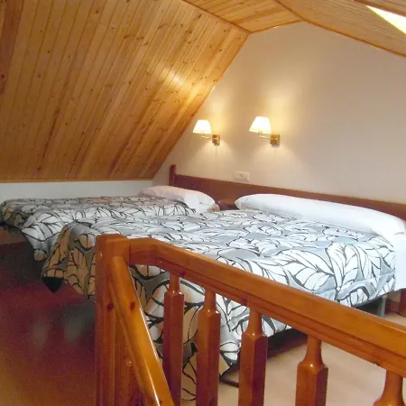 Lagos بيناسكي