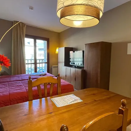 Los Lagos Apartment Benasque